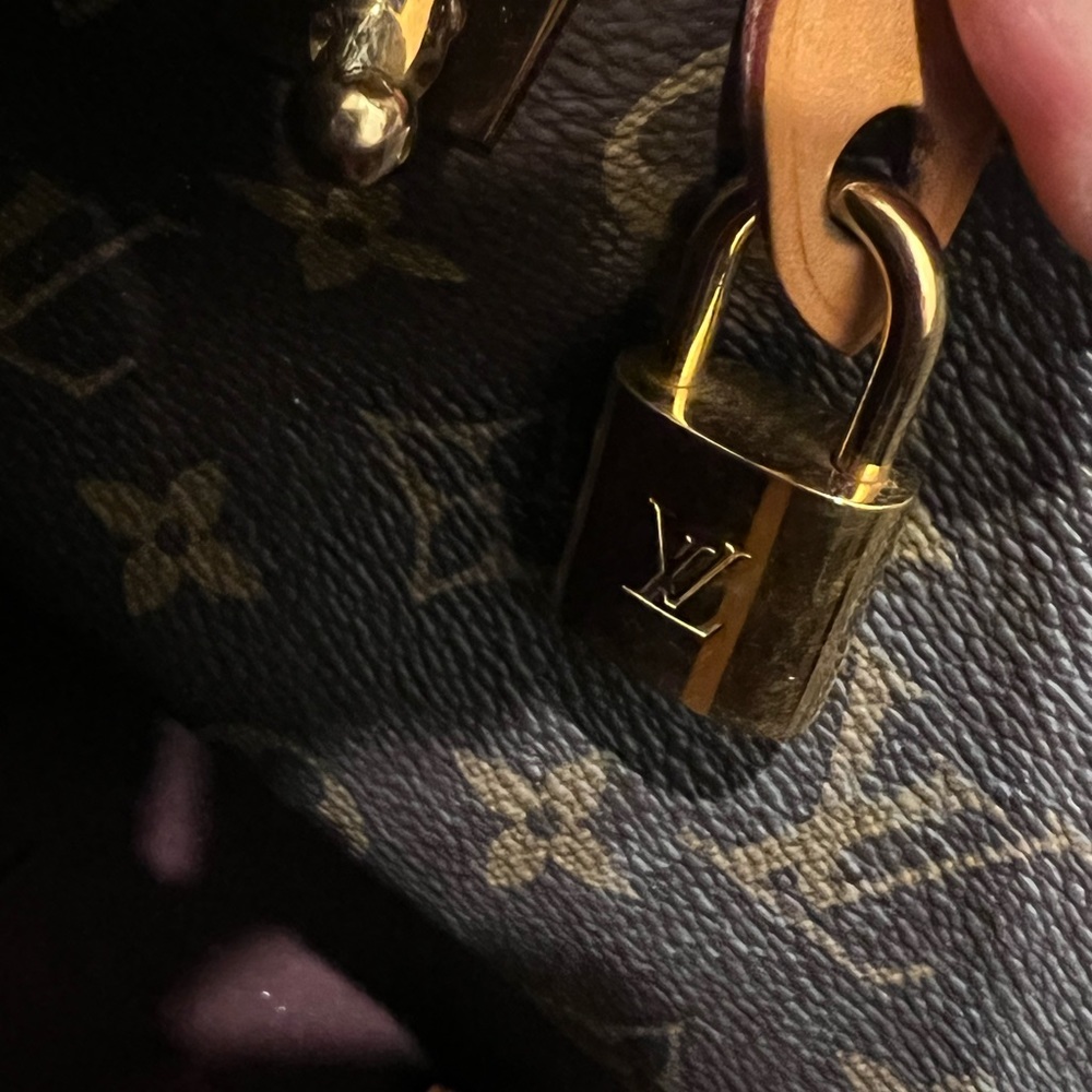 Louis Vuitton Montaigne mm monogram - Picture 10 of 16
